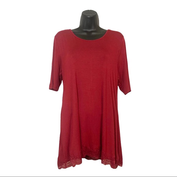 ❌SOLD❌Torrid Red Super Soft Lace Trim Tunic Tee - Picture 2 of 10